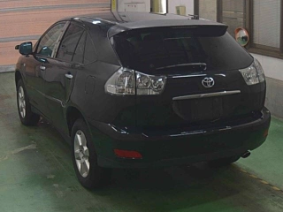 TOYOTA HARRIER 2010