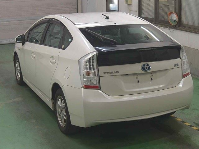 TOYOTA PRIUS 2010