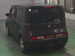 NISSAN CUBE 2010