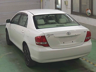 TOYOTA COROLLA AXIO 2011