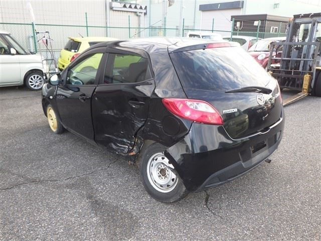 MAZDA DEMIO 2009