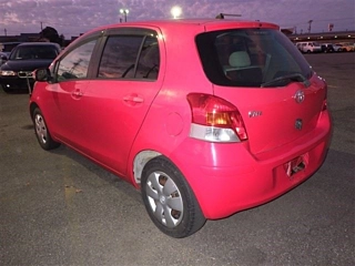 TOYOTA VITZ 2009