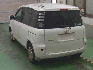 TOYOTA SIENTA 2009
