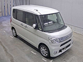 DAIHATSU TANTO 2014