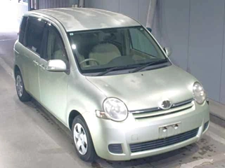 TOYOTA SIENTA 2009