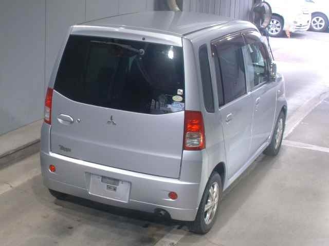 MITSUBISHI TOPPO 2009