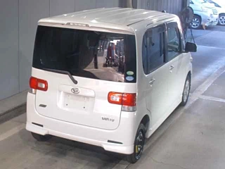 DAIHATSU TANTO 2012