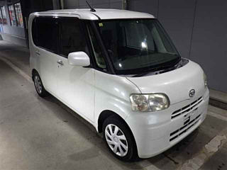 DAIHATSU TANTO 2012