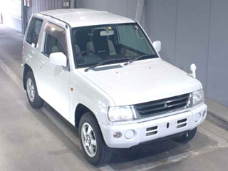 MITSUBISHI PAJERO MINI 2000