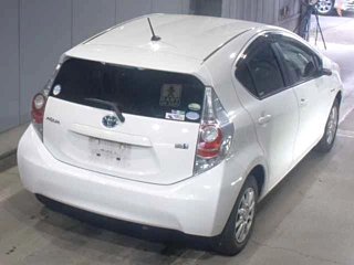 TOYOTA AQUA 2012