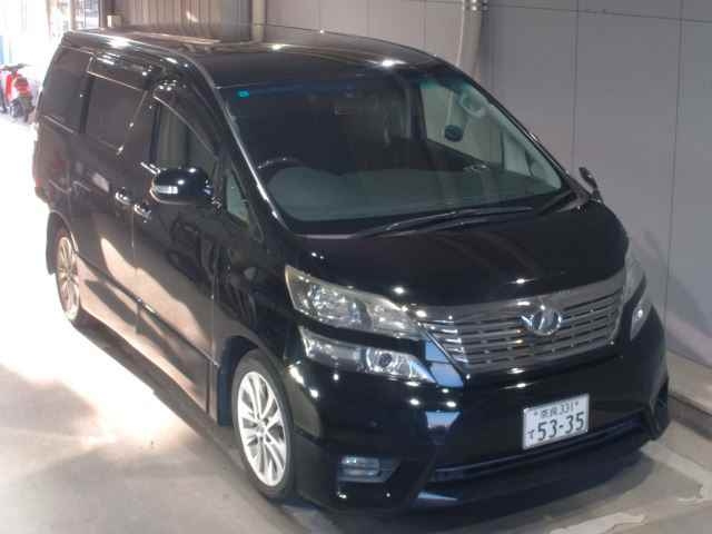 TOYOTA VELLFIRE 2009