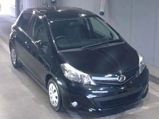 TOYOTA VITZ 2012