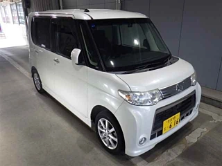 DAIHATSU TANTO 2013