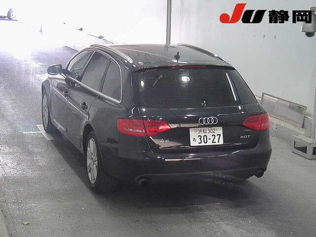 AUDI A4 2011