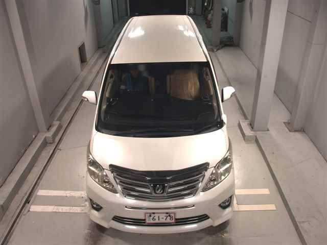 TOYOTA ALPHARD 2009
