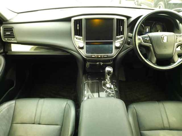TOYOTA CROWN 2014