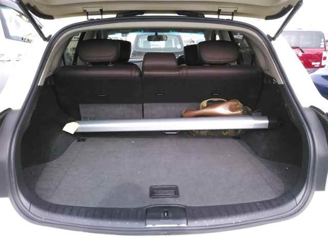 NISSAN SKYLINE CROSSOVER 2012