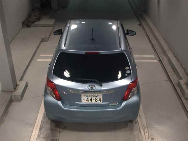 TOYOTA VITZ 2012