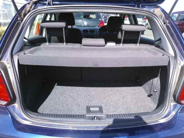 VOLKSWAGEN POLO 2012