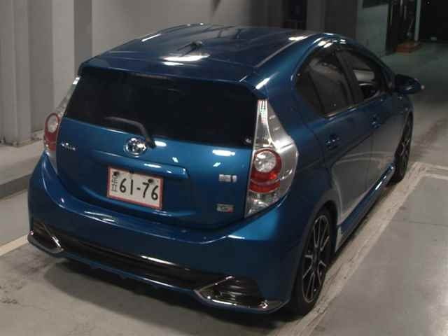 TOYOTA AQUA 2014