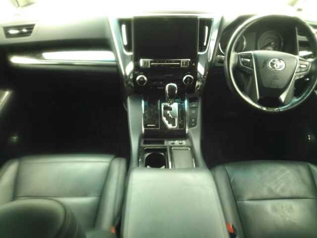 TOYOTA ALPHARD 2018