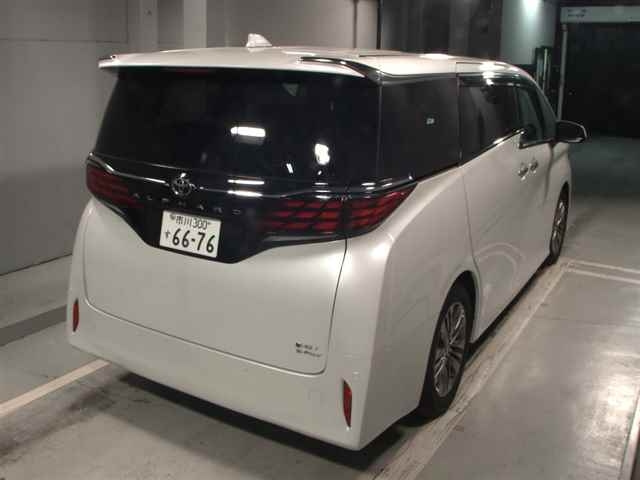 TOYOTA ALPHARD 2024