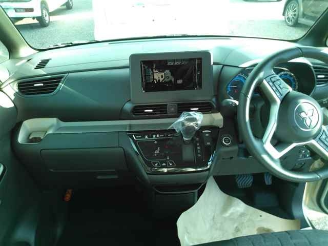 MITSUBISHI DELICA MINI 2025