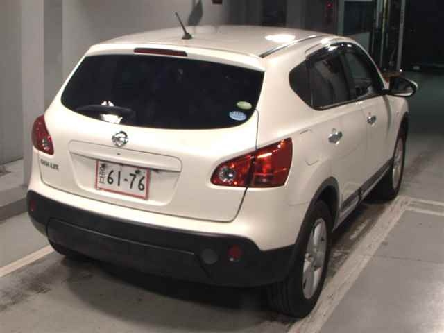 NISSAN DUALIS 2010