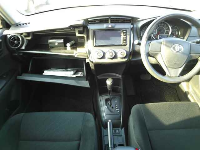 TOYOTA COROLLA AXIO 2017