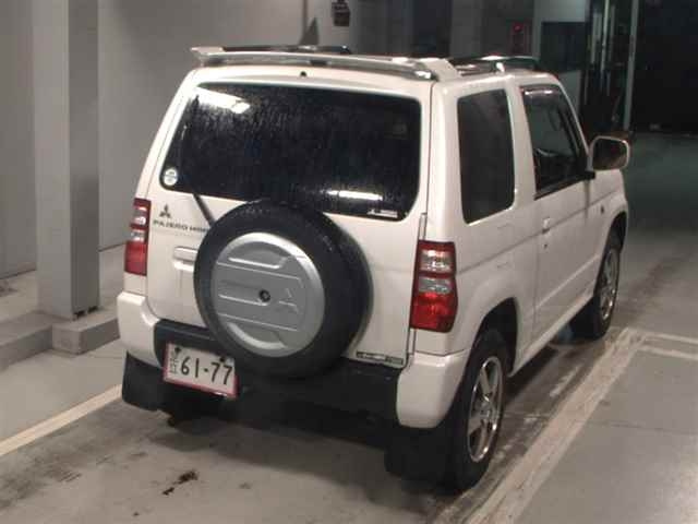 MITSUBISHI PAJERO MINI 2010