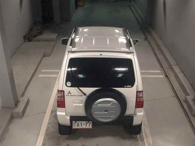 MITSUBISHI PAJERO MINI 2010