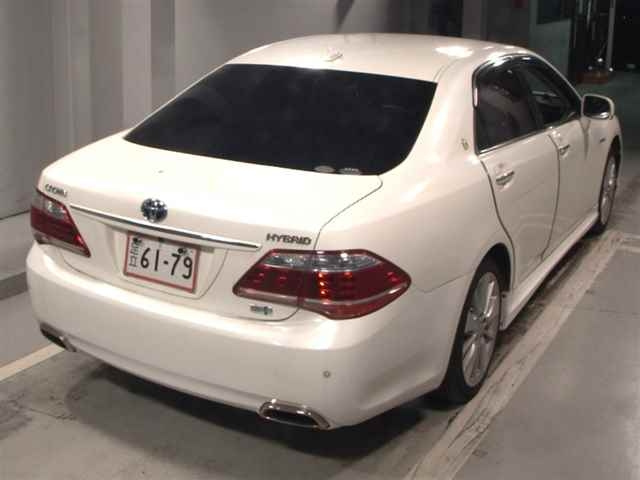 TOYOTA CROWN 2010