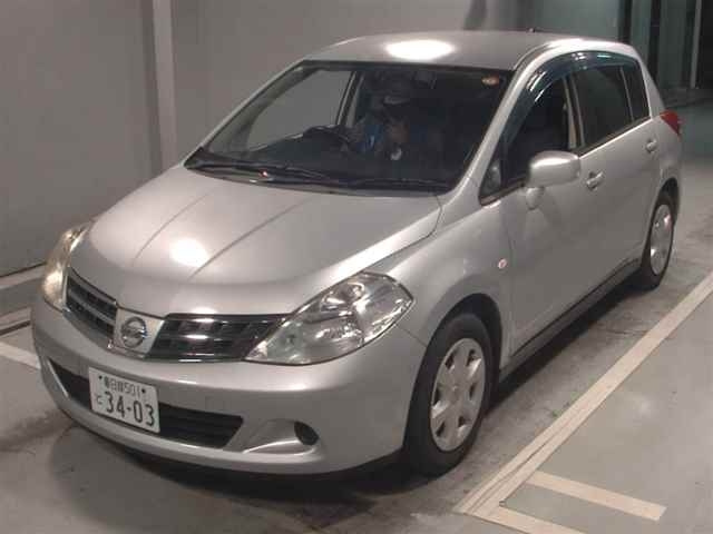 NISSAN TIIDA 2009