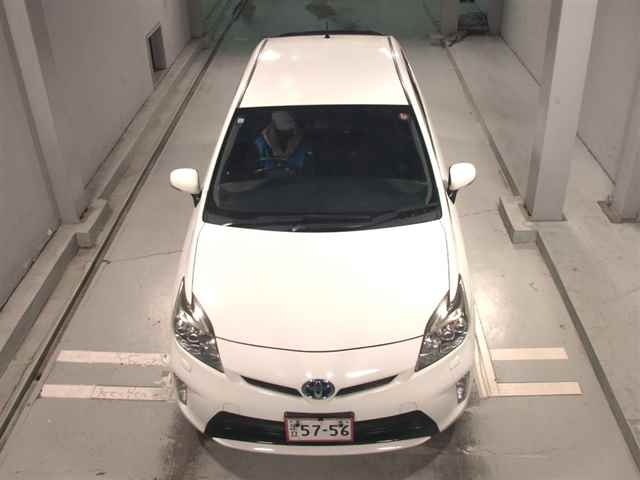 TOYOTA PRIUS 2014