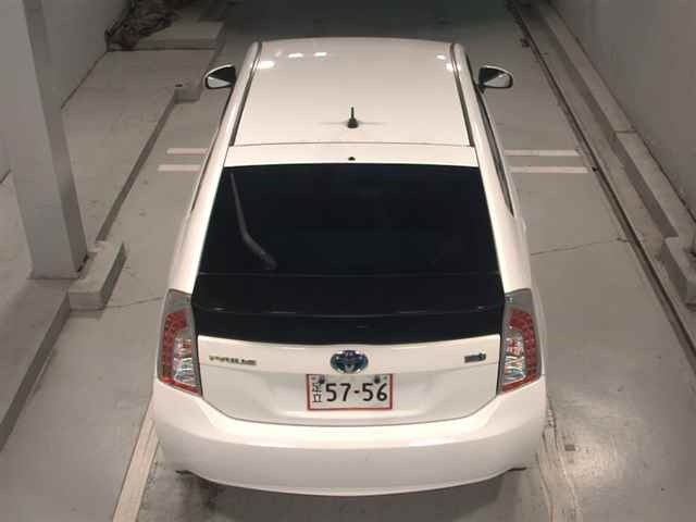TOYOTA PRIUS 2014