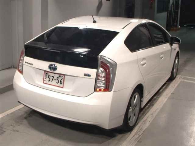 TOYOTA PRIUS 2014