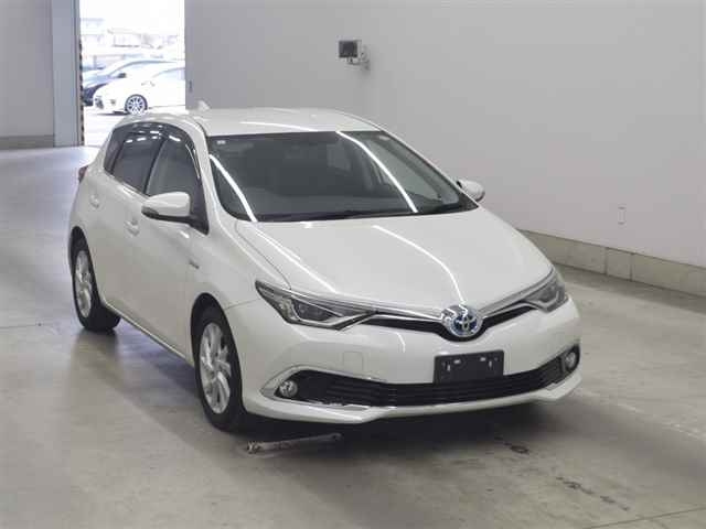 TOYOTA AURIS 2017