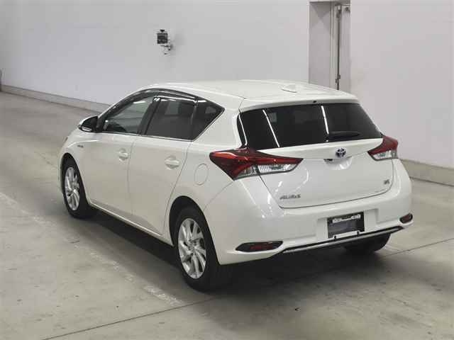 TOYOTA AURIS 2017