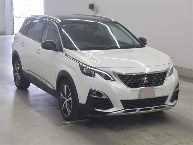 PEUGEOT 5008 2018