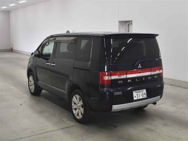 MITSUBISHI DELICA D5 2009