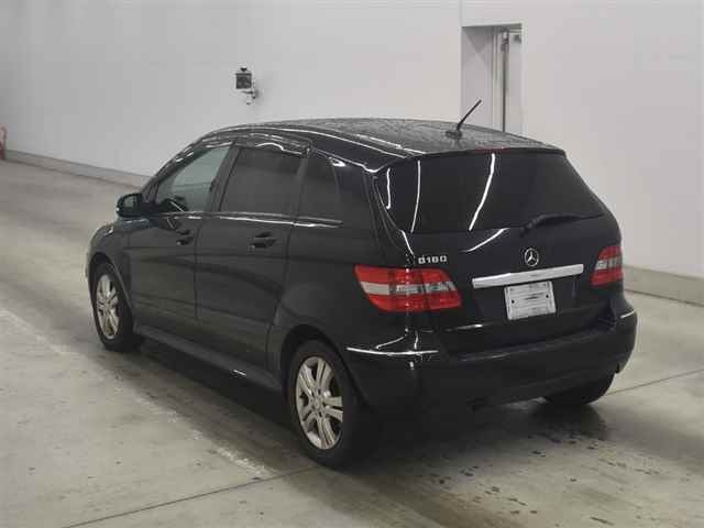 MERCEDES BENZ B CLASS 2011