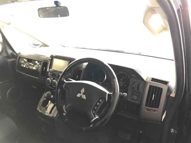 MITSUBISHI DELICA D5 2014