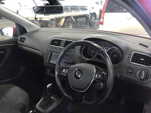 VOLKSWAGEN POLO 2014