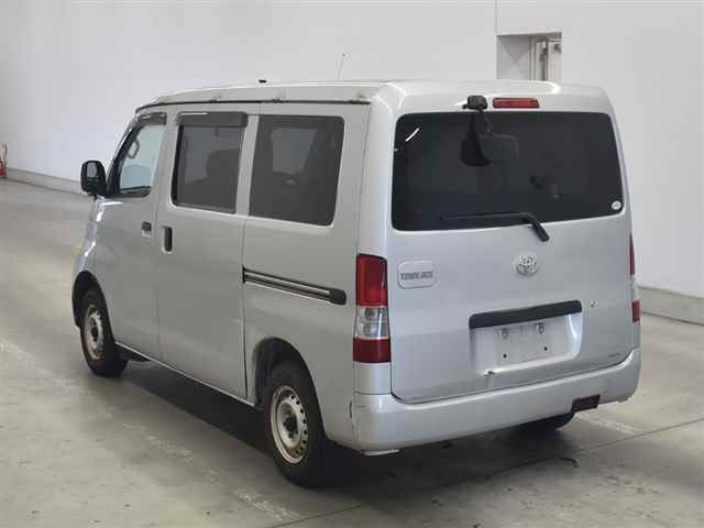 TOYOTA TOWN ACE VAN 2011