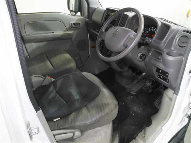 NISSAN CLIPPER VAN 2022