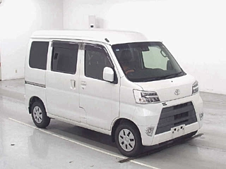 TOYOTA PIXIS VAN 2018