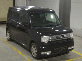 TOYOTA PIXIS SPACE 2016