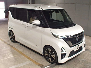 NISSAN ROOX 2020