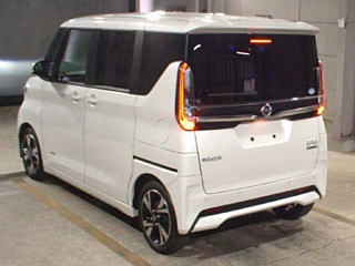 NISSAN ROOX 2020