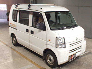 MITSUBISHI MINICAB VAN 2014